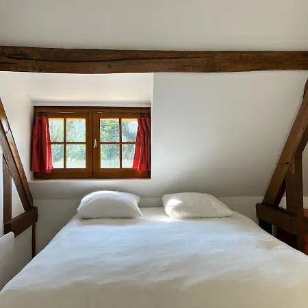 Chaumiere Normande Avec Piscine Naturelle *