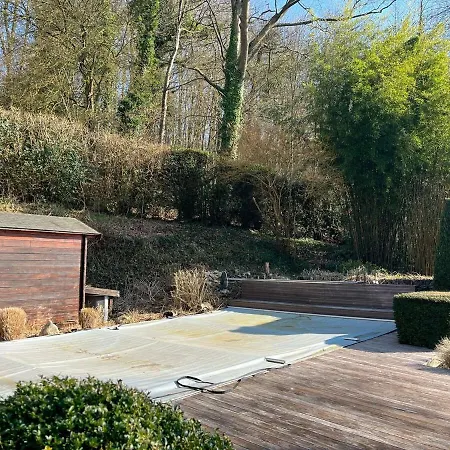 Chaumiere Normande Avec Piscine Naturelle *