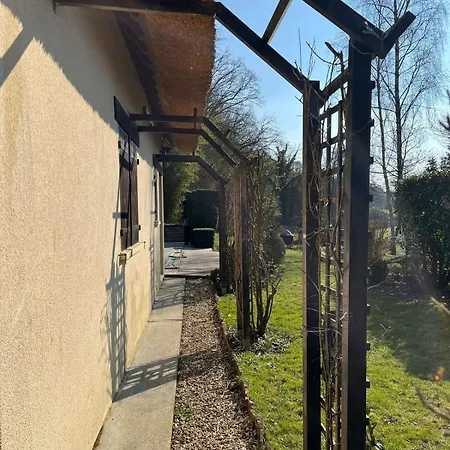Chaumiere Normande Avec Piscine Naturelle Vakantiehuis *