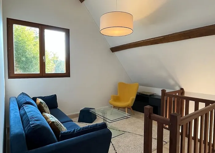 Chaumiere Normande Avec Piscine Naturelle Saint-Martin-Saint-Firmin