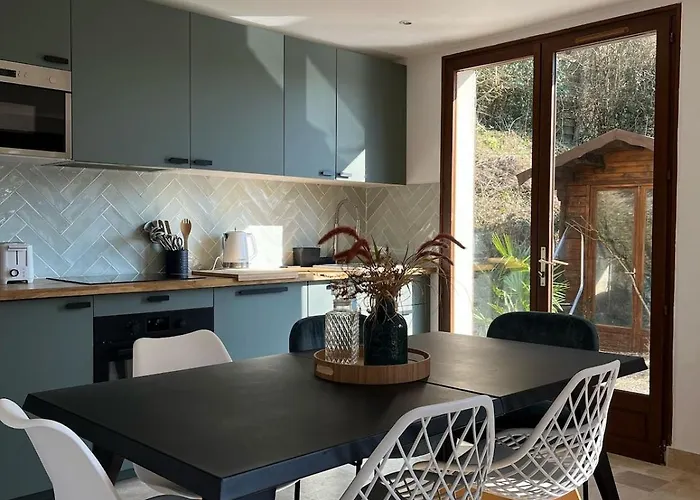 Chaumiere Normande Avec Piscine Naturelle * Saint-Martin-Saint-Firmin